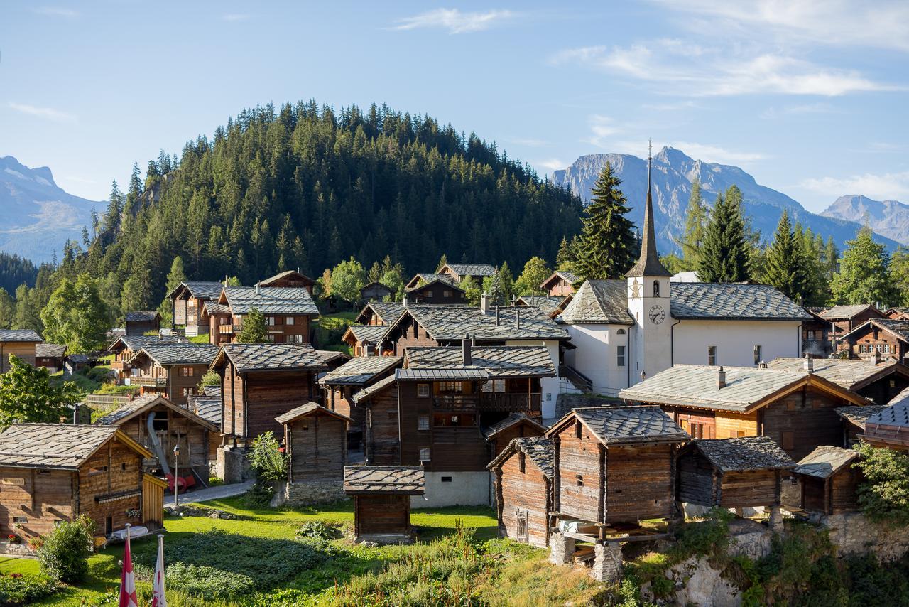 Hotel Blattnerhof Blatten bei Naters Luaran gambar