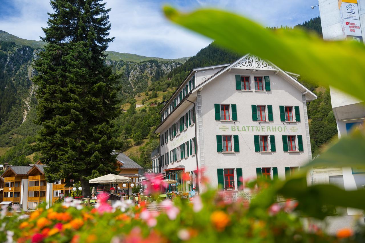 Hotel Blattnerhof Blatten bei Naters Luaran gambar